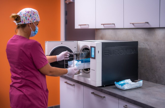 Stérilisation au cabinet dentaire des Drs Métier